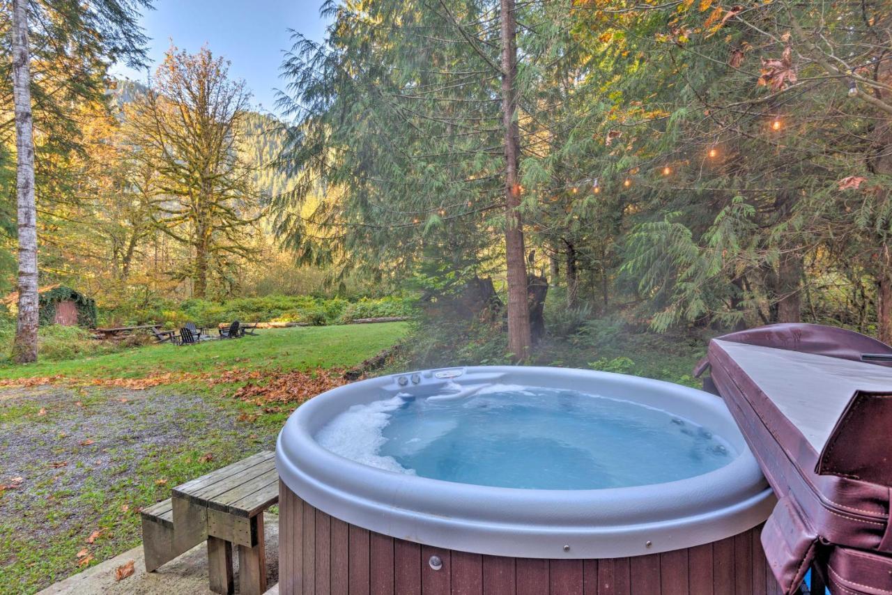 Riverfront Gold Bar Log Cabin Near Stevens Pass! 外观 照片