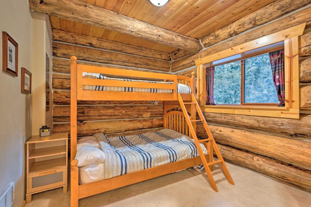 Riverfront Gold Bar Log Cabin Near Stevens Pass! 外观 照片